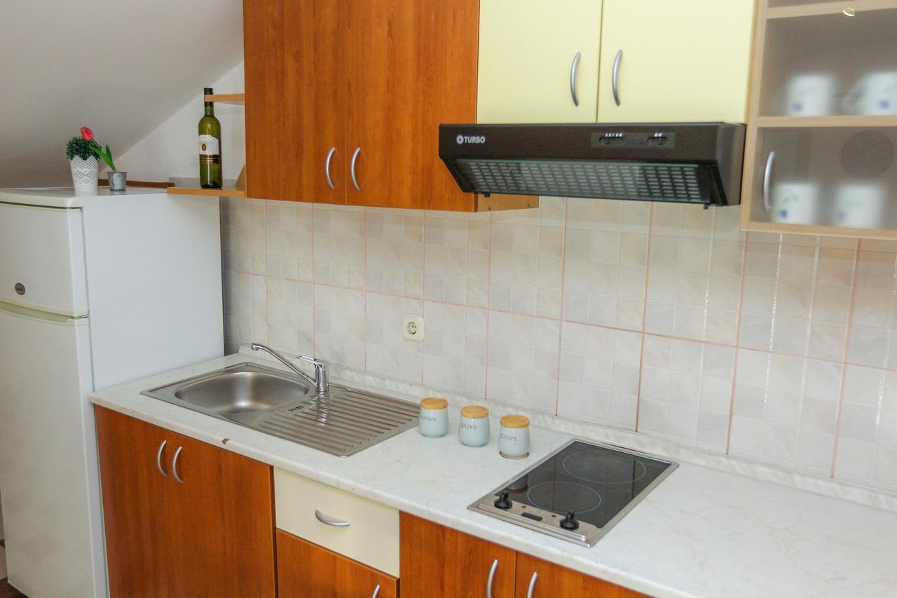 Lucky Luke Pool Apartments Novaglia Esterno foto